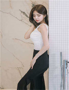 丰满女邻居做爰BD电影